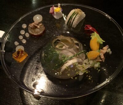 Picture of a course at Alinea